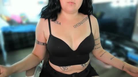 Sarah online show from October 2025 05:09:01 PM