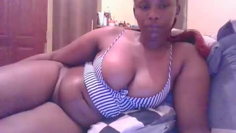 sarah_haggai online show from April 2026 06:52:02 PM