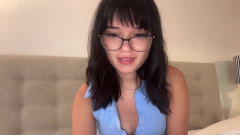 Sarah Heart Aus online show from February 2025 04:41:02 AM