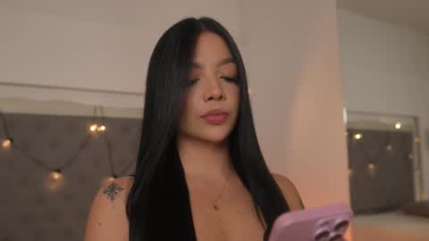       online show from October 2025 08:17:02 PM