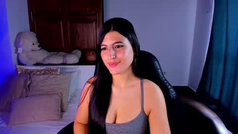 Sarah Independent model online show from January 2025 03:23:01 PM