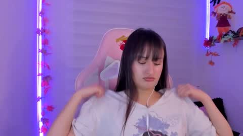 Sarah Ramirez online show from November 2025 03:07:01 AM