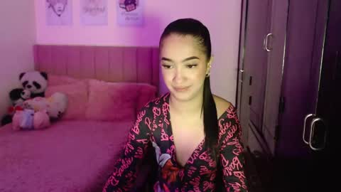 Sarah online show from February 2025 09:28:01 PM
