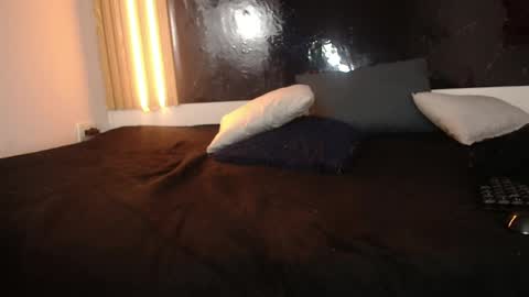 sarahajhoness online show from April 2026 07:58:01 PM