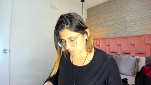 Sarah Deyvis online show from October 2025 08:07:01 PM