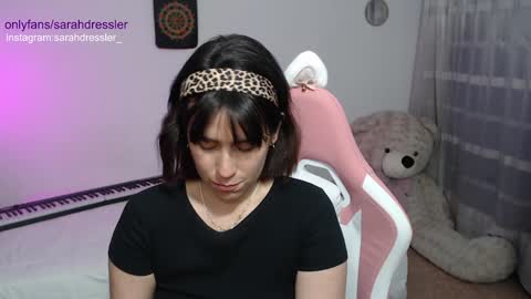 Snapshot of sarahdressler chatting on January 2025 01:41:02 AM sarahdressler online show from January 2025 01:41:02 AM