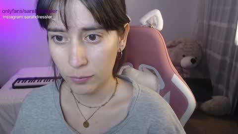 Snapshot of sarahdressler chatting on February 2025 04:11:02 AM sarahdressler online show from February 2025 04:11:02 AM