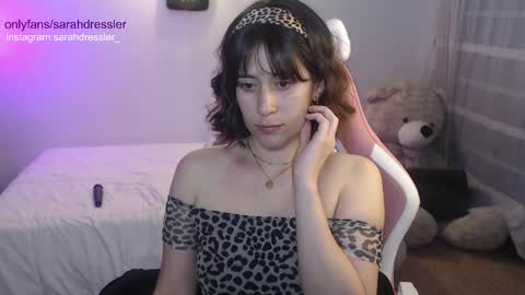 Snapshot of sarahdressler chatting on February 2025 02:03:01 AM sarahdressler online show from February 2025 02:03:01 AM