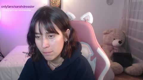 Snapshot of sarahdressler chatting on February 2025 02:37:01 AM sarahdressler online show from February 2025 02:37:01 AM