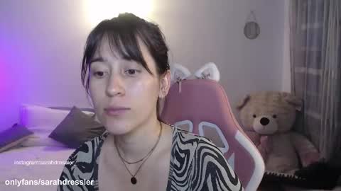 Snapshot of sarahdressler chatting on September 2025 01:51:02 AM sarahdressler online show from September 2025 01:51:02 AM