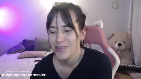 Snapshot of sarahdressler chatting on November 2025 01:05:02 AM sarahdressler online show from November 2025 01:05:02 AM