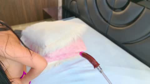 Sarah online show from February 2025 05:31:02 PM