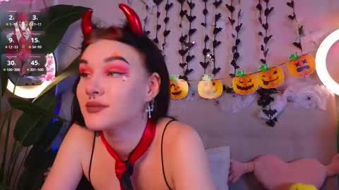 Snapshot of sarahhunny chatting on October 2025 07:48:02 PM Sarah online show from October 2025 07:48:02 PM