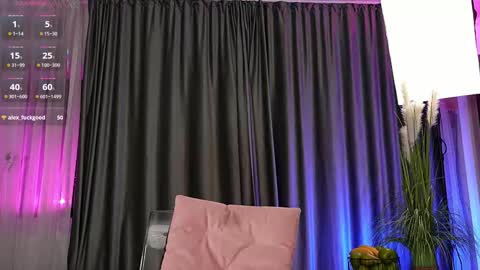 Snapshot of sarahjadore chatting on September 2025 06:21:01 PM Sarahjadore online show from September 2025 06:21:01 PM