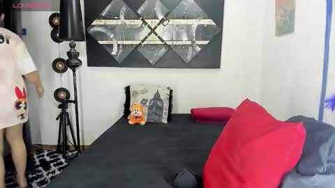  SARAHJEY     online show from January 2026 01:38:01 PM