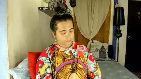 Snapshot of sarahjey chatting on May 2026 05:40:01 PM SARAHJEY online show from May 2026 05:40:01 PM
