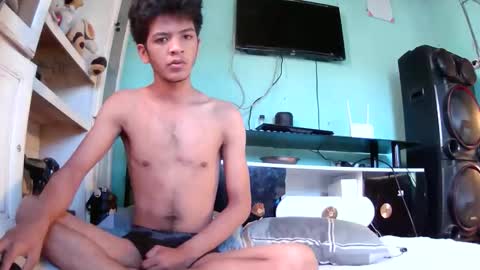 sarahjonee online show from November 2025 03:38:01 AM