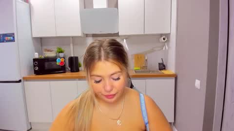 Sarah online show from October 2025 12:38:02 PM