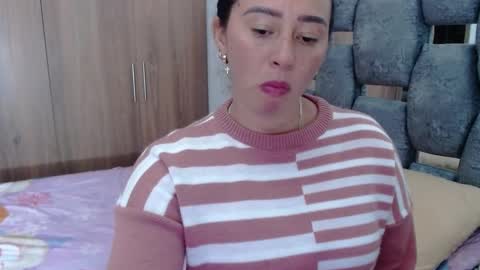 Lia online show from January 2025 08:40:02 PM