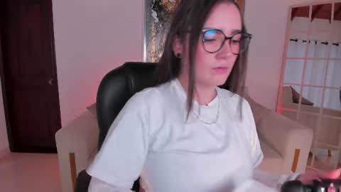 Sarah Rhodes online show from June 2026 11:55:02 AM