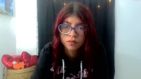 Snapshot of sarahsmitt chatting on February 2025 10:58:01 PM Sarah online show from February 2025 10:58:01 PM