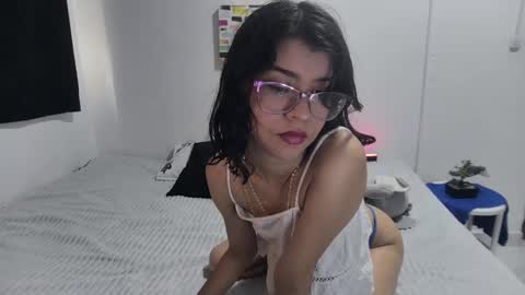 Sarah  online show from October 2025 03:07:01 PM