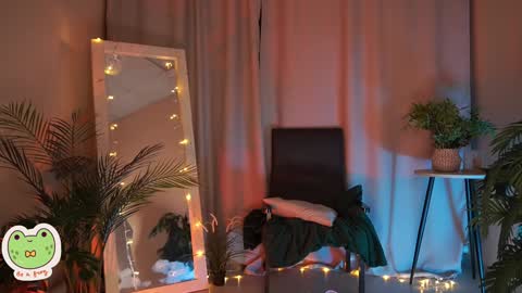 vacation 16-30 of november caucht me in insta online show from January 2025 09:13:01 AM