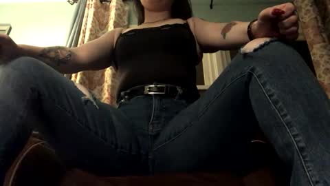 sarahsweetie17 online show from November 2025 03:28:01 AM