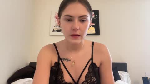 SarahxOliver online show from February 2025 04:36:02 PM