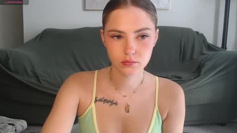 SarahxOliver online show from May 2026 02:14:01 PM
