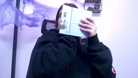 SARAI online show from October 2025 01:06:02 PM