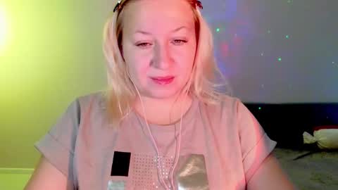 Sara online show from October 2025 03:53:01 AM