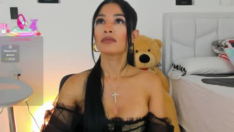 saralife69 online show from April 2026 11:24:02 AM