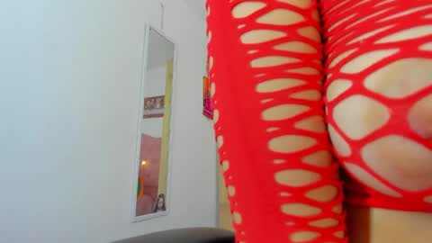 sara  online show from December 2024 06:24:02 PM