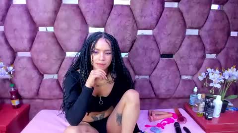 Snapshot of saraloveee_ chatting on January 2025 03:06:02 AM Sarita online show from January 2025 03:06:02 AM