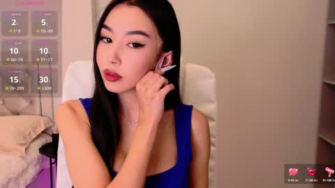 Snapshot of saranmia chatting on December 2024 09:25:02 AM Mia online show from December 2024 09:25:02 AM