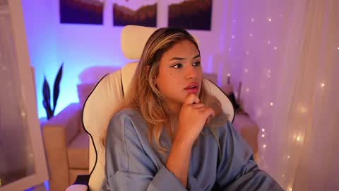 Sara online show from December 2024 01:38:02 AM