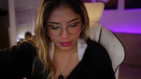 Sara online show from February 2025 02:06:02 AM