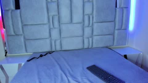 Snapshot of sarasaenz__ chatting on February 2025 02:37:01 PM online show from February 2025 02:37:01 PM
