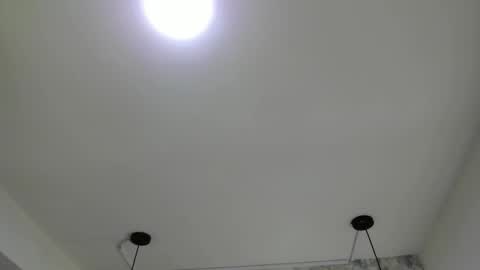 Snapshot of sarasaenz__ chatting on March 2025 10:54:02 AM online show from March 2025 10:54:02 AM