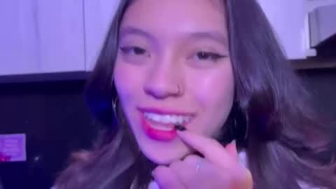 Snapshot of sarasaenz__ chatting on September 2025 12:05:01 PM online show from September 2025 12:05:01 PM