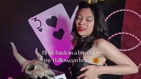   online show from October 2025 11:09:01 AM