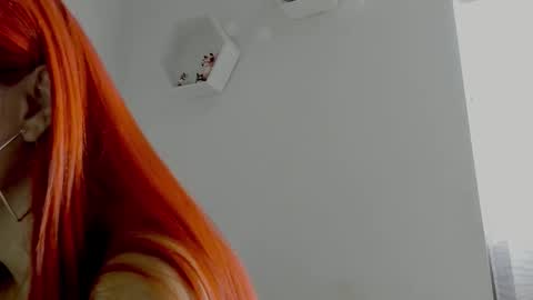 Snapshot of saray2312 chatting on November 2025 08:41:01 PM Saray online show from November 2025 08:41:01 PM