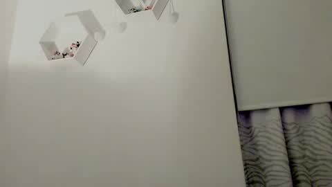 Saray  online show from February 2026 04:09:01 AM