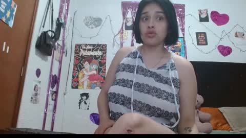 Snapshot of saray_extrovert1 chatting on January 2025 02:35:02 AM Sara Jimenez online show from January 2025 02:35:02 AM