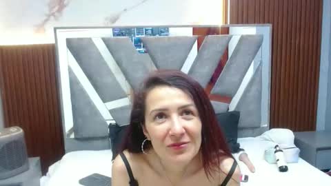 Snapshot of saray_hot202cl chatting on October 2025 03:54:02 AM saray_hot202cl online show from October 2025 03:54:02 AM