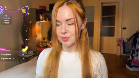 Snapshot of sargonium909 chatting on October 2025 06:54:02 PM Veronika online show from October 2025 06:54:02 PM