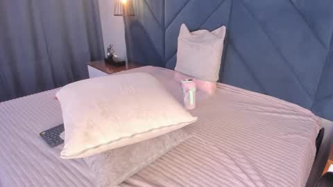 Snapshot of sarita_hills chatting on December 2024 09:40:02 AM Sara online show from December 2024 09:40:02 AM