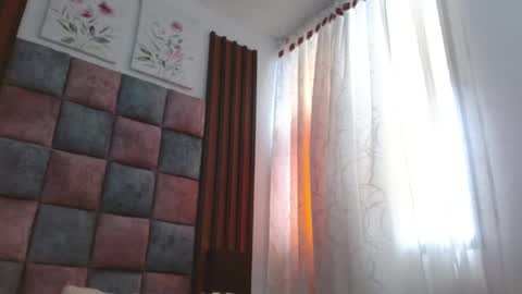 Snapshot of sarra_restrepooo chatting on January 2025 04:56:02 PM sara online show from January 2025 04:56:02 PM
