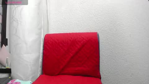 Snapshot of sarra_restrepooo chatting on October 2025 05:08:02 AM sara online show from October 2025 05:08:02 AM